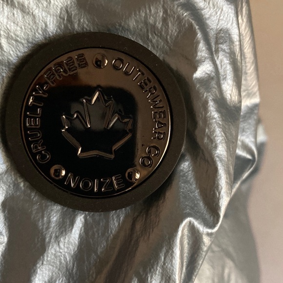 NWOT Noize Black Outerwear Label: Silver-Blue Puffer - Picture 8 of 15